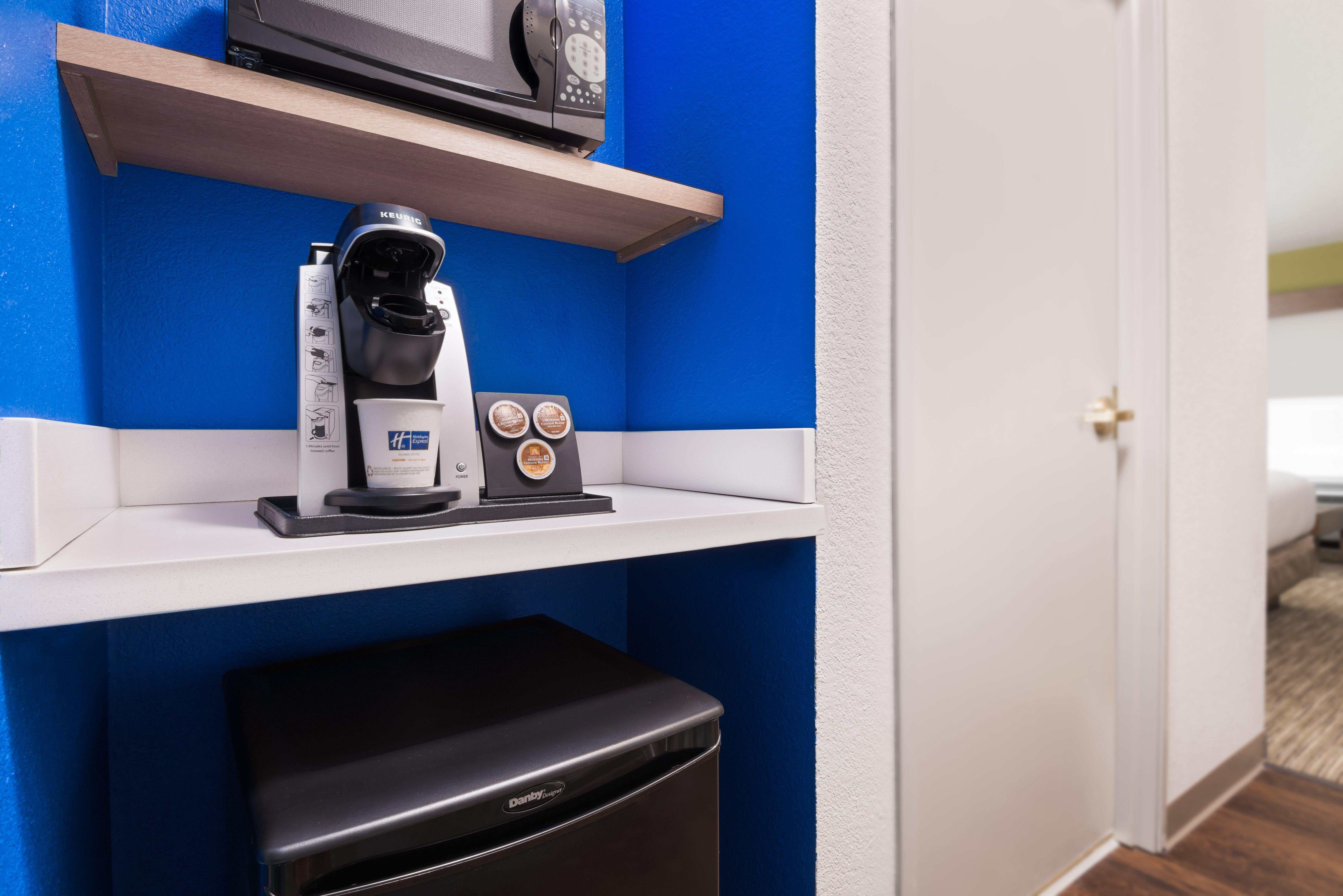 Holiday Inn Express & Suites - Columbus Airport East By Ihg Екстер'єр фото