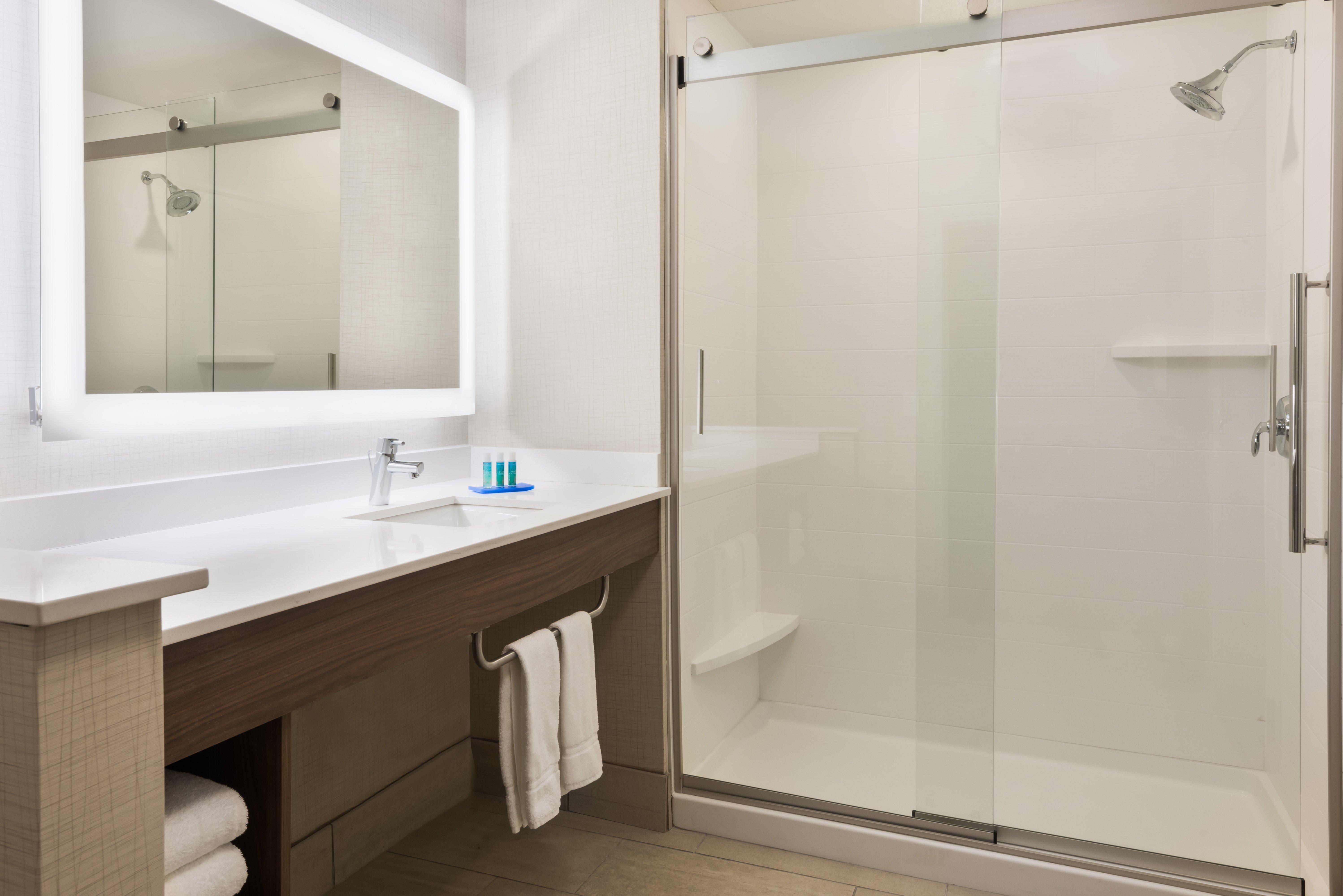 Holiday Inn Express & Suites - Columbus Airport East By Ihg Екстер'єр фото