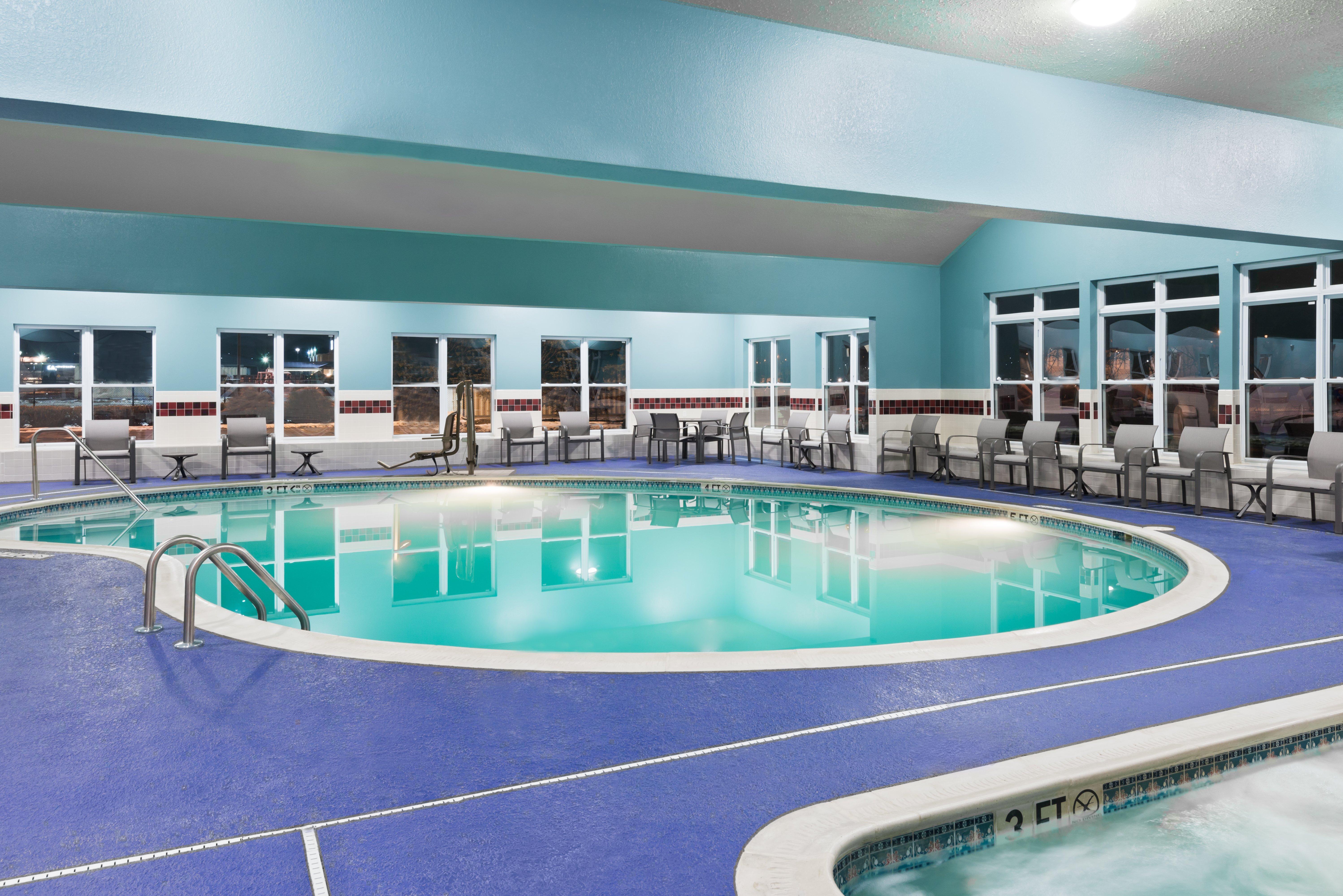 Holiday Inn Express & Suites - Columbus Airport East By Ihg Екстер'єр фото