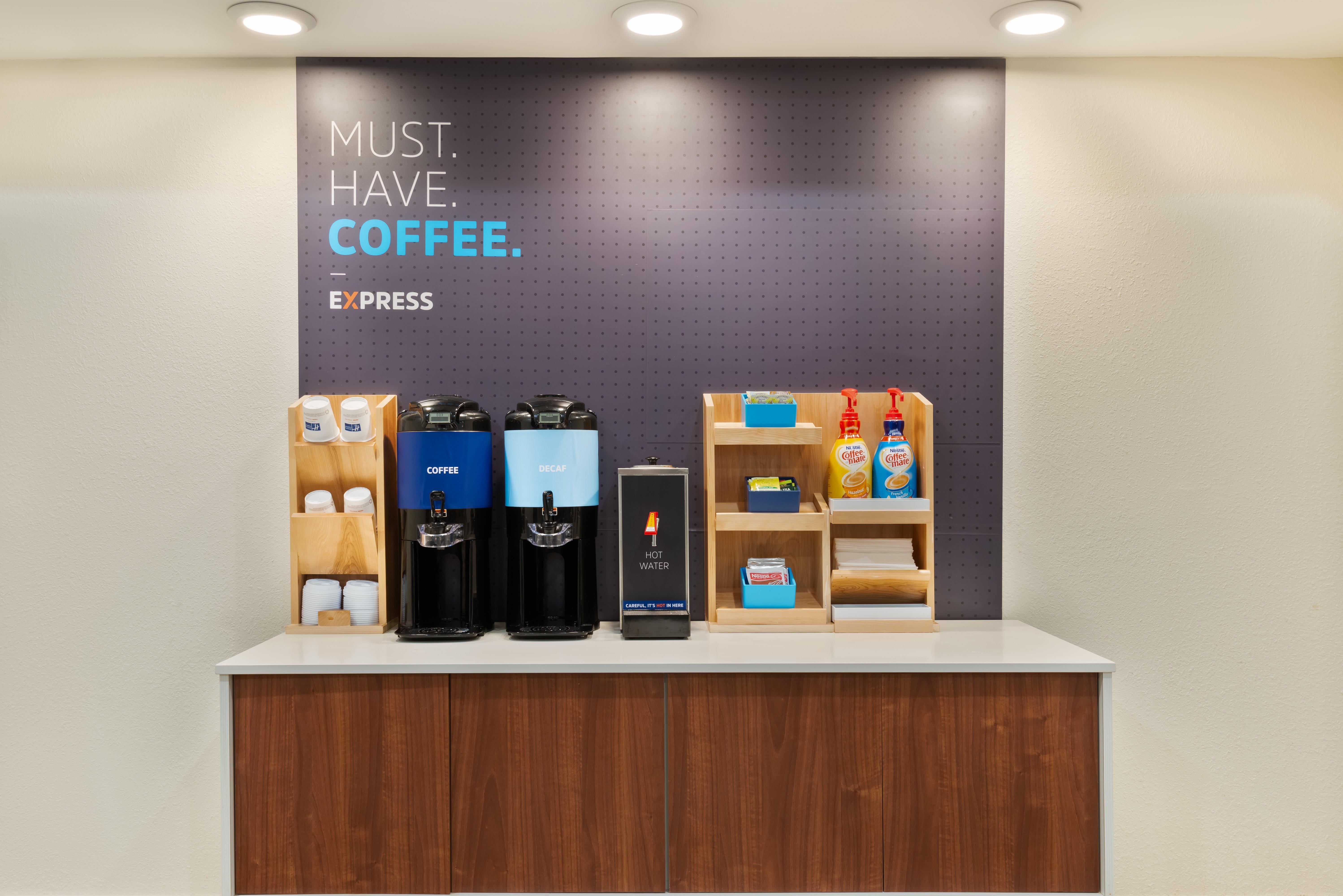 Holiday Inn Express & Suites - Columbus Airport East By Ihg Екстер'єр фото