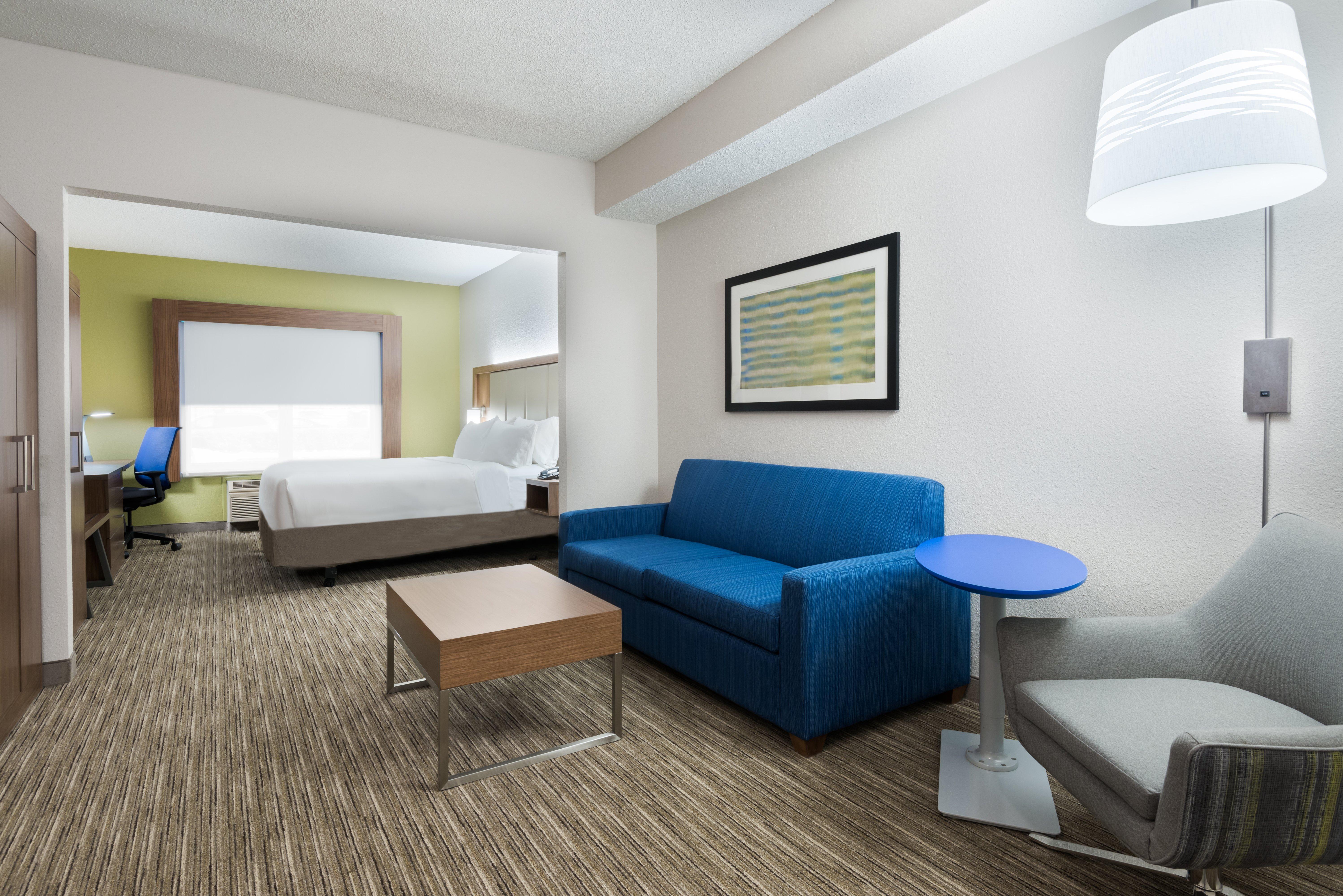 Holiday Inn Express & Suites - Columbus Airport East By Ihg Екстер'єр фото