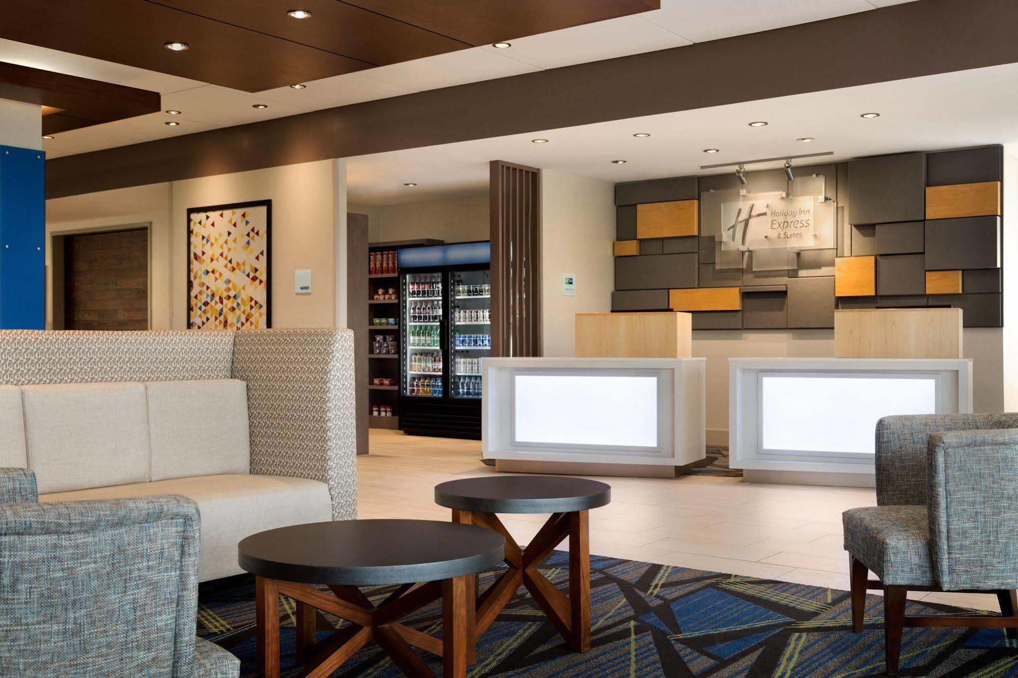 Holiday Inn Express & Suites - Columbus Airport East By Ihg Екстер'єр фото